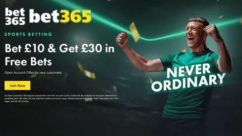 揭秘足球圈潜规则？退役名将转型教练，这种模式究竟暗藏何等“陋习”？